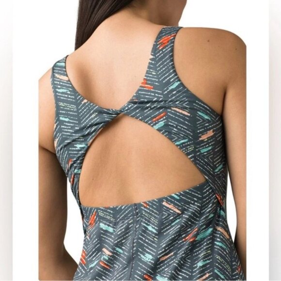 NWT PrAna Skypath Chalkboard Sketch Open Back Shelf Bra Dress MEDIUM - Picture 2 of 13